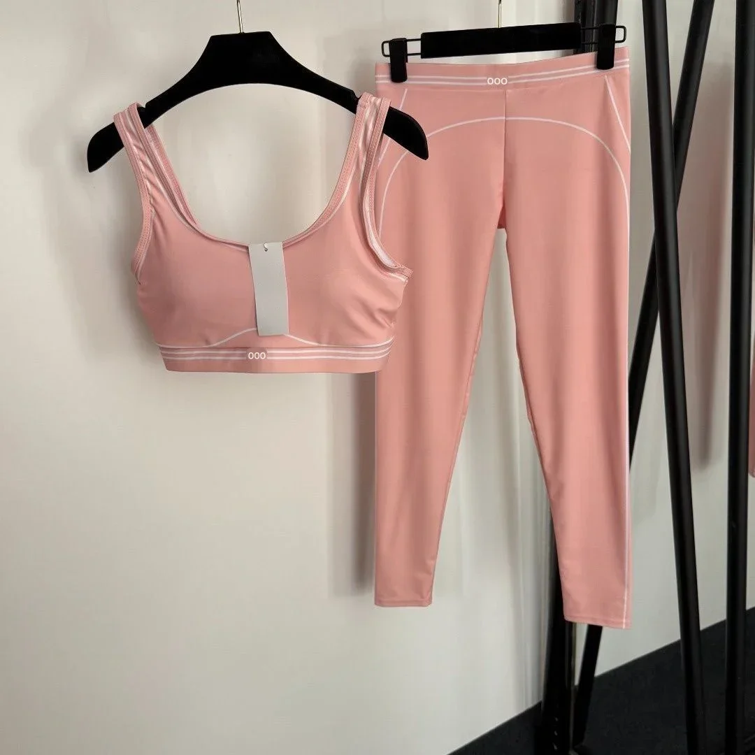 Tank Top and Pants Two Piece B - огляд і ціна Tank Top Breathable