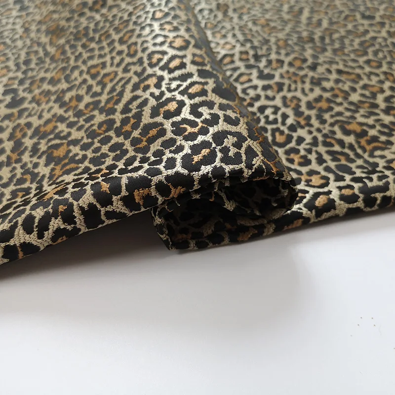 Yarn Dyed Brocade Jacquard Fab - огляд і ціна Summer Clothing Material
